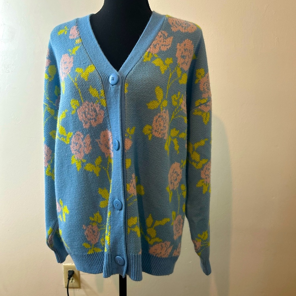 Urban Outfitters Groundbreaking Floral Oversized Button Cardigan V-Neck Size S